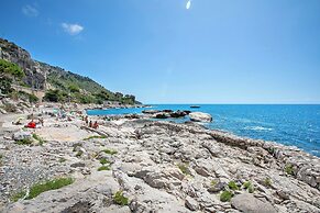 Holiday Resort Balzi Rossi