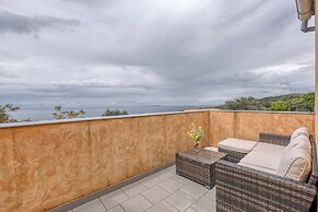 Island Top Sea View Estate