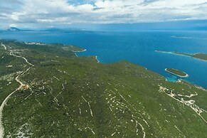 Island Top Sea View Estate