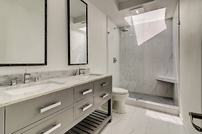 1 Laughing Gull at The Sea Pines Resort