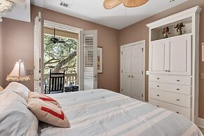 8 Mizzenmast Court at The Sea Pines Resort