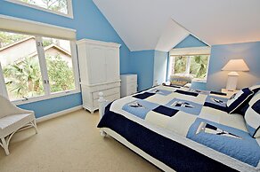 10 Red Cardinal at The Sea Pines Resort