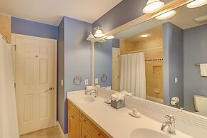 10 Red Cardinal at The Sea Pines Resort