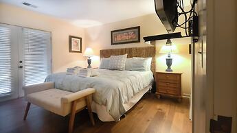 8 Ruddy Turnstone at The Sea Pines Resort