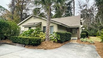 8 Ruddy Turnstone at The Sea Pines Resort