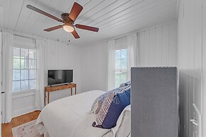 Bungalow Off Floyd St In The Heart Of Covington 3 Bedroom Bungalow