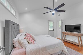 Bungalow Off Floyd St In The Heart Of Covington 3 Bedroom Bungalow