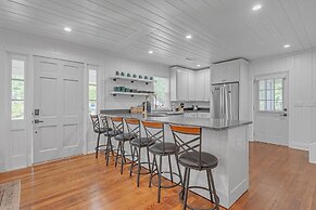 Bungalow Off Floyd St In The Heart Of Covington 3 Bedroom Bungalow