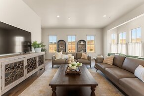 Alys At Desert Color 4 Bedroom Townhouse