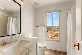 Alys At Desert Color 4 Bedroom Townhouse