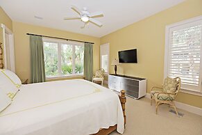 20 Oyster Catcher at The Sea Pines Resort