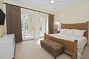 20 Oyster Catcher at The Sea Pines Resort