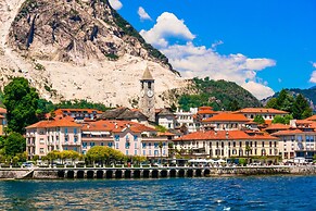 Nel Cuore Di Baveno 50m from Lake