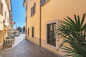 Nel Cuore Di Baveno 50m from Lake