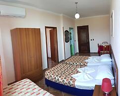 Risus Hotel