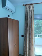 Risus Hotel