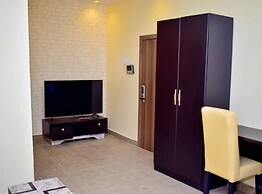 MAINSTAY LUXURY APARTMENTS