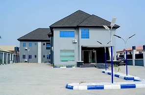 MAINSTAY LUXURY APARTMENTS