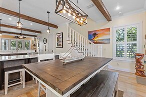 Outriggers 18- Happy Daze