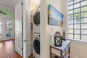 Outriggers 18- Happy Daze