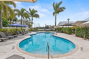 Outriggers 18- Happy Daze