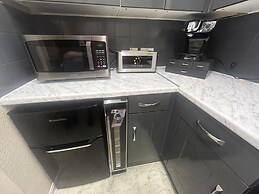 Manchester Chic Apartment - Boundary Lane Stay