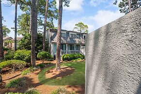 1261 Harbour Town Club at The Sea Pines Resort