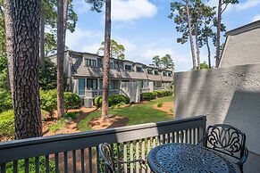 1261 Harbour Town Club at The Sea Pines Resort