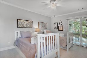 1261 Harbour Town Club at The Sea Pines Resort