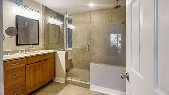 1914 South Beach Club at The Sea Pines Resort