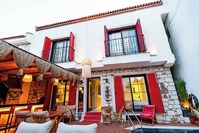 Karnelyan Alaçatı