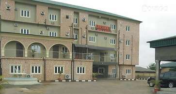 Lekosokky  Hotel and Suites