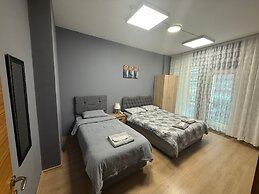 Sena House