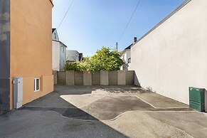 Central Guest House - Private bedroom