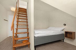 Central Guest House - Private bedroom