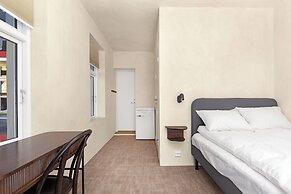 Central Guest House - Private bedroom