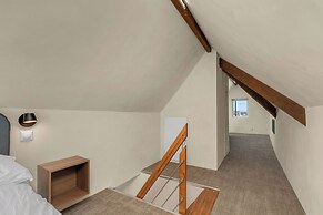 Central Guest House - Private bedroom