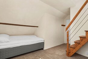 Central Guest House - Private bedroom