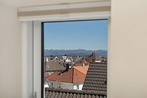 Central Guest House - Private bedroom