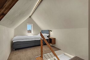 Central Guest House - Private bedroom