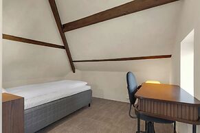 Central Guest House - Private bedroom
