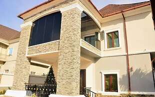 Plot 400 Luxury Apartments