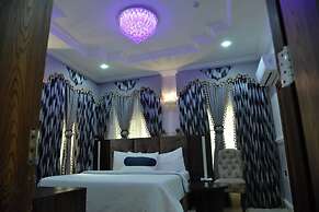 Plot 400 Luxury Apartments