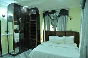 Plot 400 Luxury Apartments