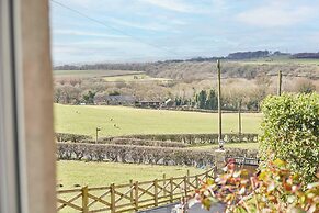 Mount Cottage, 5-beds, Sleeps 10, Pet Friendly