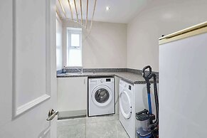 Mount Cottage, 5-beds, Sleeps 10, Pet Friendly