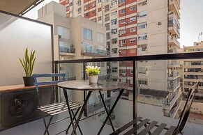 Local Stunning Gem in heart Palermo P6C