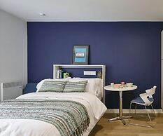 Student Only Foundry Courtyard