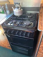 Stone - Boat - Sleeps 4 - Pet Friendly-85ws