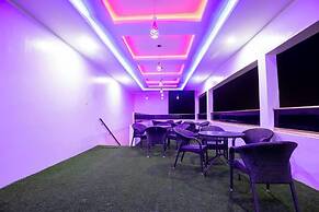 Askamaya Hotel and Suites